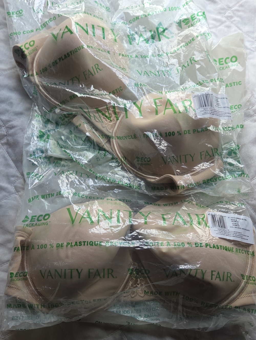 2 Vanity Fair  Seamless Underwire Bras 38C NWT